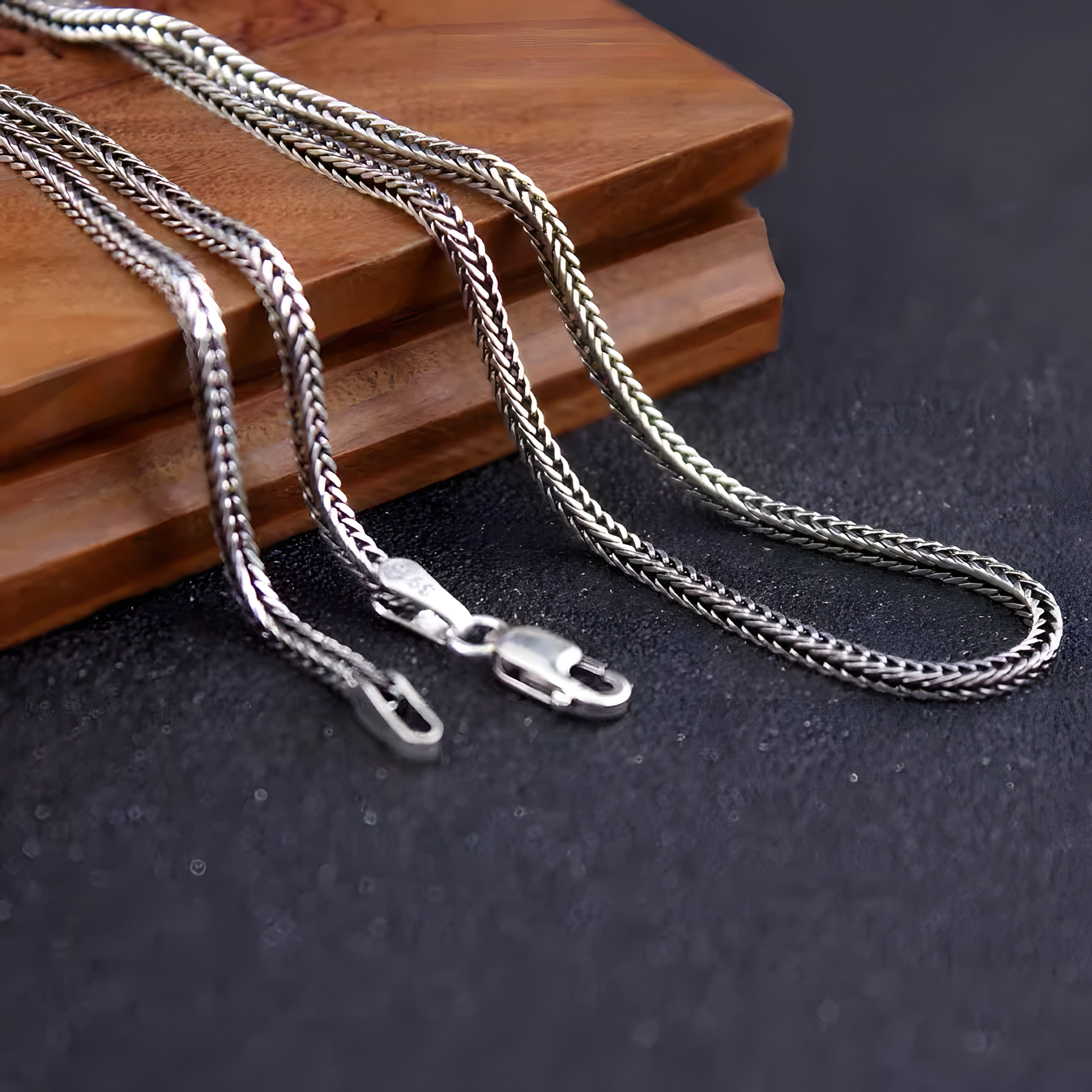 The Hawk - Silver Chain